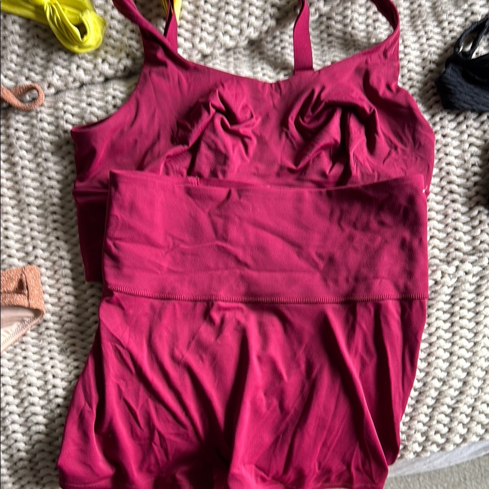 VSX Red Performance Sports Bra Intimates - Picture 2 of 4